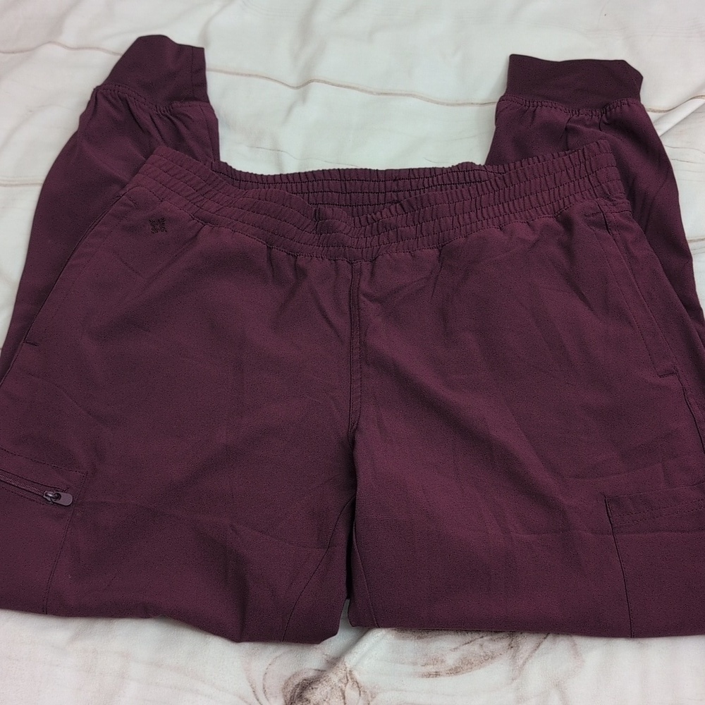 Med Couture Women's Scrub Pants - Burgundy